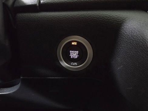 New 2026 Chrysler Pacifica Select image 21