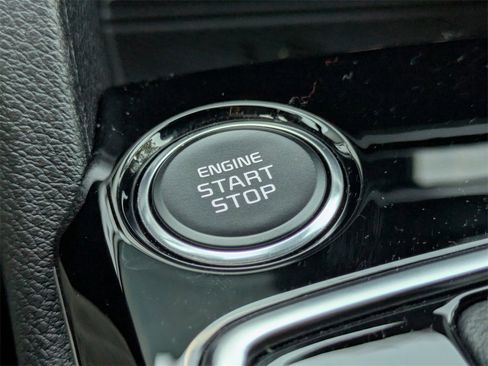 Used 2025 Kia Sportage SX image 29