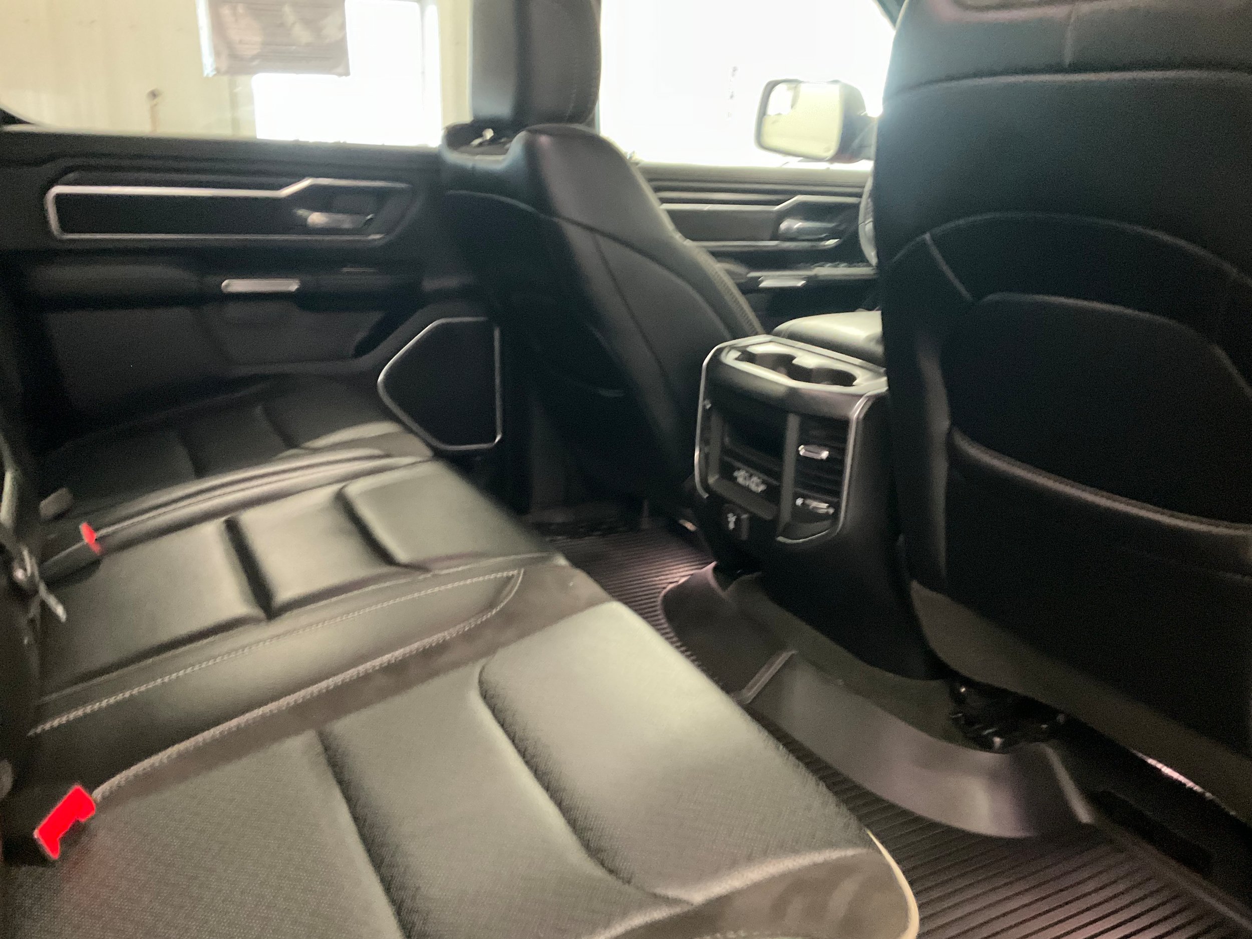 Used 2023 RAM 1500 Laramie AWD/4WD image 26