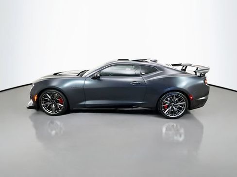 Used 2024 Chevrolet Camaro ZL1 RWD image 4