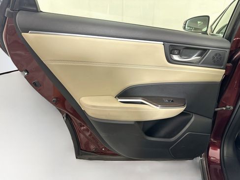 Used 2019 Honda Clarity Plug-In Hybrid image 24