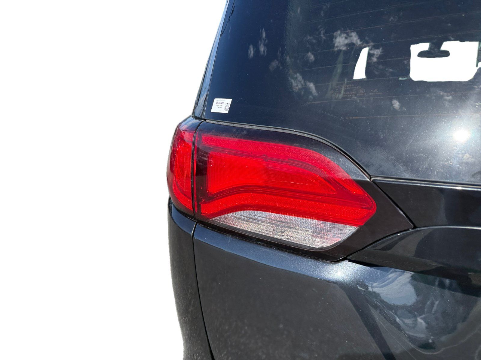 Used 2022 Chrysler Voyager LX FWD image 9
