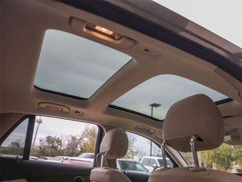 Used 2020 Mercedes-Benz GLC 300 image 37