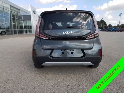 Used 2024 Kia Soul LX w/ Option Group 015 image 4