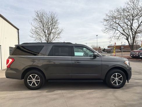 Used 2019 Ford Expedition Max XLT image 4