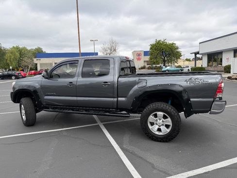 Used 2012 Toyota Tacoma PreRunner image 17