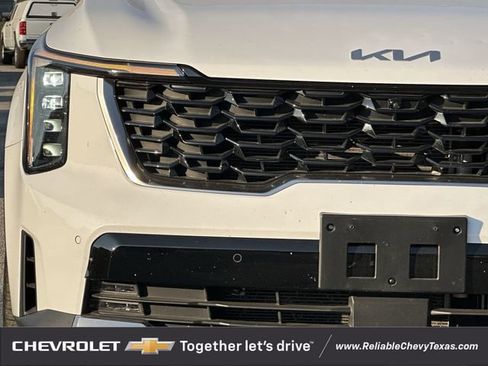 Used 2025 Kia Sorento SX FWD image 8