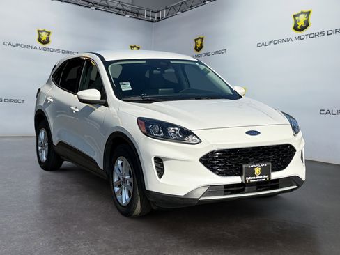 Used 2020 Ford Escape SE image 7