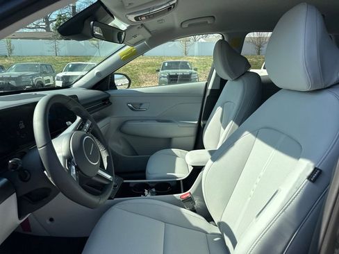 Used 2026 Hyundai Kona SEL Premium FWD image 14