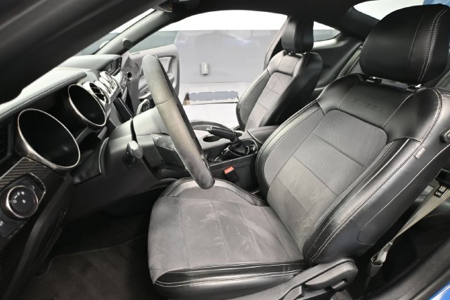 Used 2020 Ford Mustang Shelby GT350 w/ Technology Package RWD image 18
