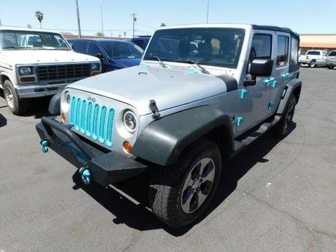 Used 2007 Jeep Wrangler Unlimited X image 3