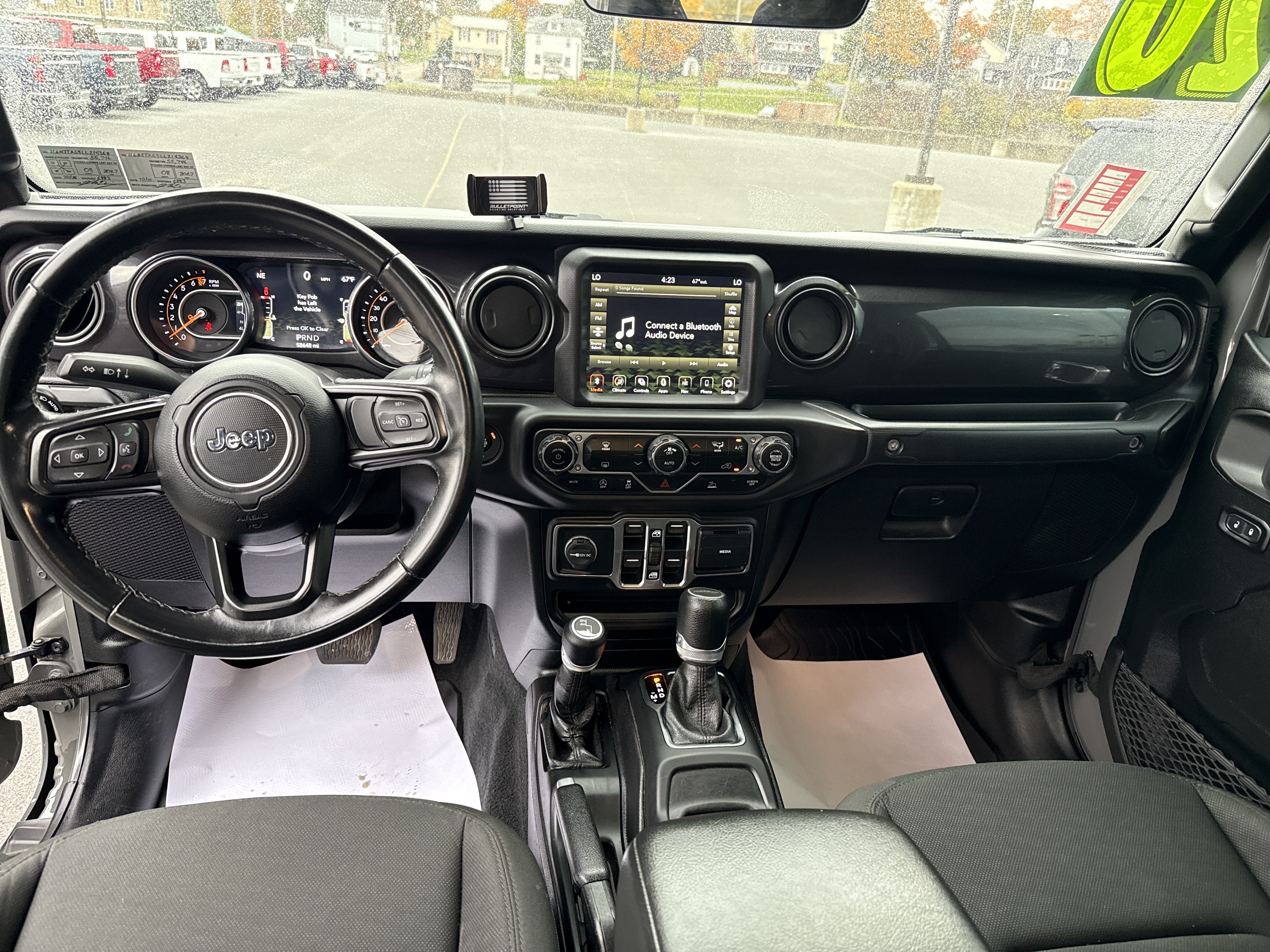 Used 2020 Jeep Gladiator Sport AWD/4WD image 6