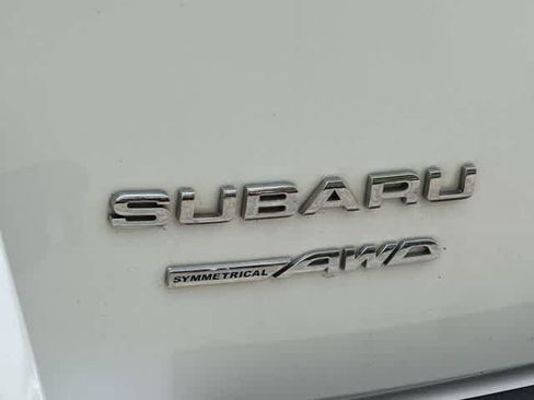 Used 2018 Subaru Crosstrek 2.0i Premium AWD/4WD image 24