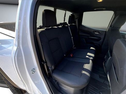 New 2026 GMC Canyon Elevation image 10