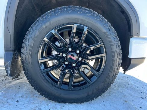 Used 2024 GMC Sierra 1500 Elevation w/ X31 Off-Road Package image 11