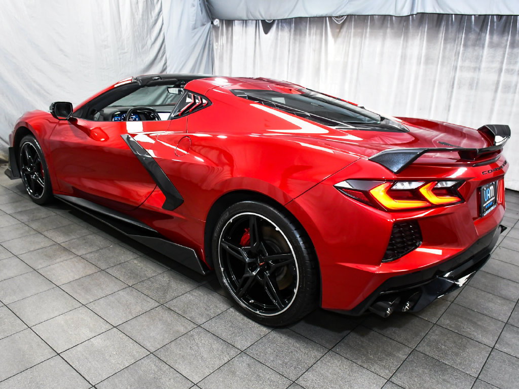 Used 2022 Chevrolet Corvette Stingray Preferred Cpe w/ Z51 Performance Package RWD image 4