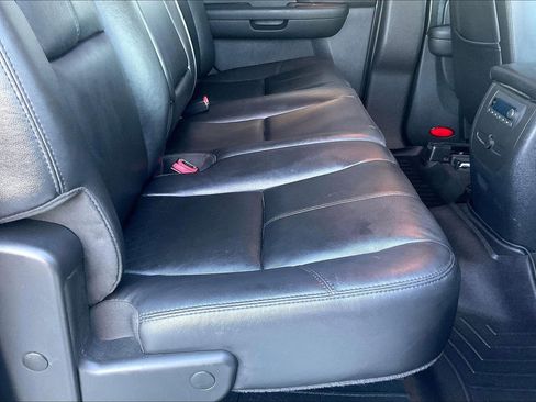 Used 2009 GMC Sierra 3500 W/T image 17