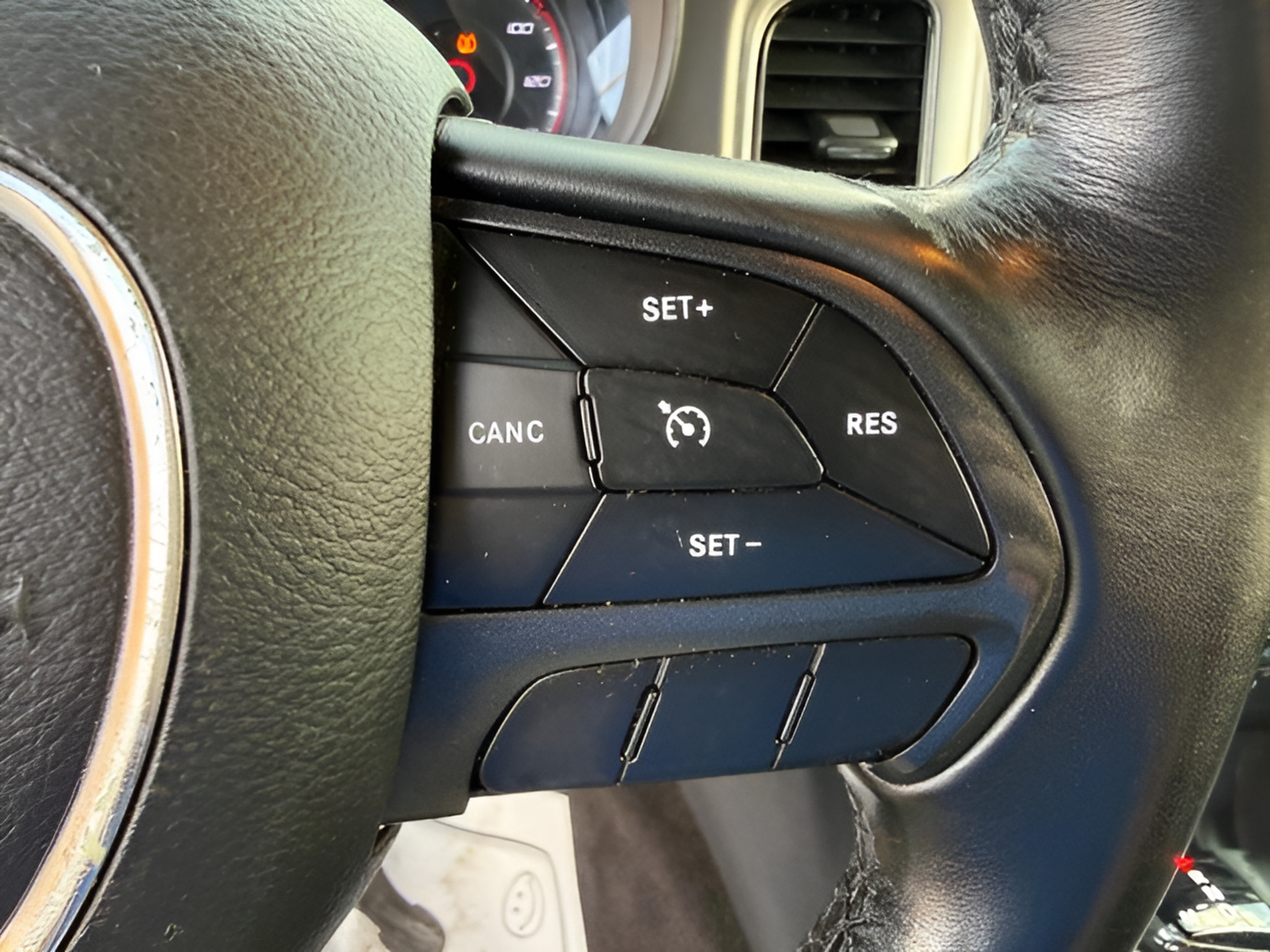 Used 2019 Dodge Charger SXT w/ Blacktop Package RWD image 19