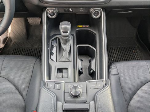 Used 2024 Toyota Grand Highlander AWD image 20
