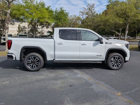New 2026 GMC Sierra 1500 AT4 w/ AT4 Premium Package AWD/4WD image 3