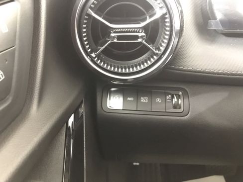 New 2026 Chevrolet Equinox LT w/ Convenience Package II image 30