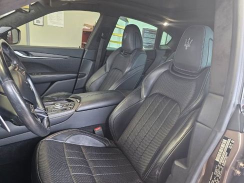 Used 2020 Maserati Levante S GranSport image 5