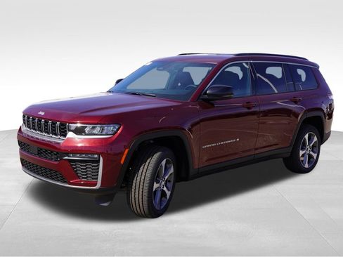 New 2026 Jeep Grand Cherokee L Limited w/ Trailer Tow Package AWD/4WD image 7