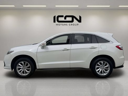 Used 2017 Acura RDX AWD image 2