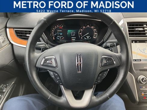 Used 2017 Lincoln MKC Select w/ Select Plus Package image 26