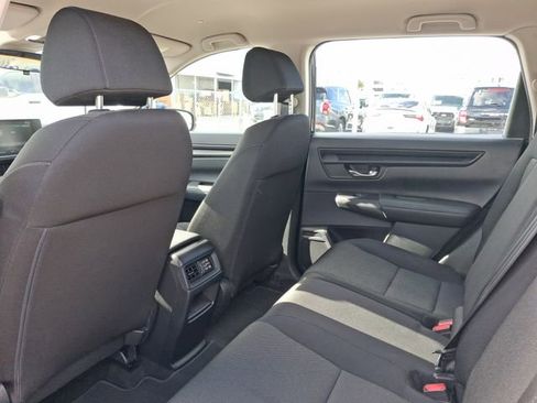 Used 2024 Honda CR-V LX image 5