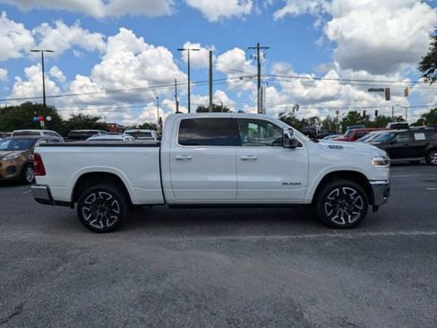 Used 2025 RAM 1500 Limited AWD/4WD image 3