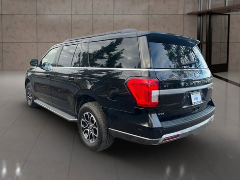Used 2022 Ford Expedition Max XLT image 6