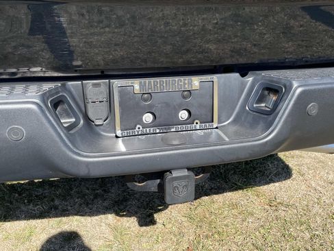 Used 2019 RAM 1500 Classic Warlock w/ Luxury Group image 7