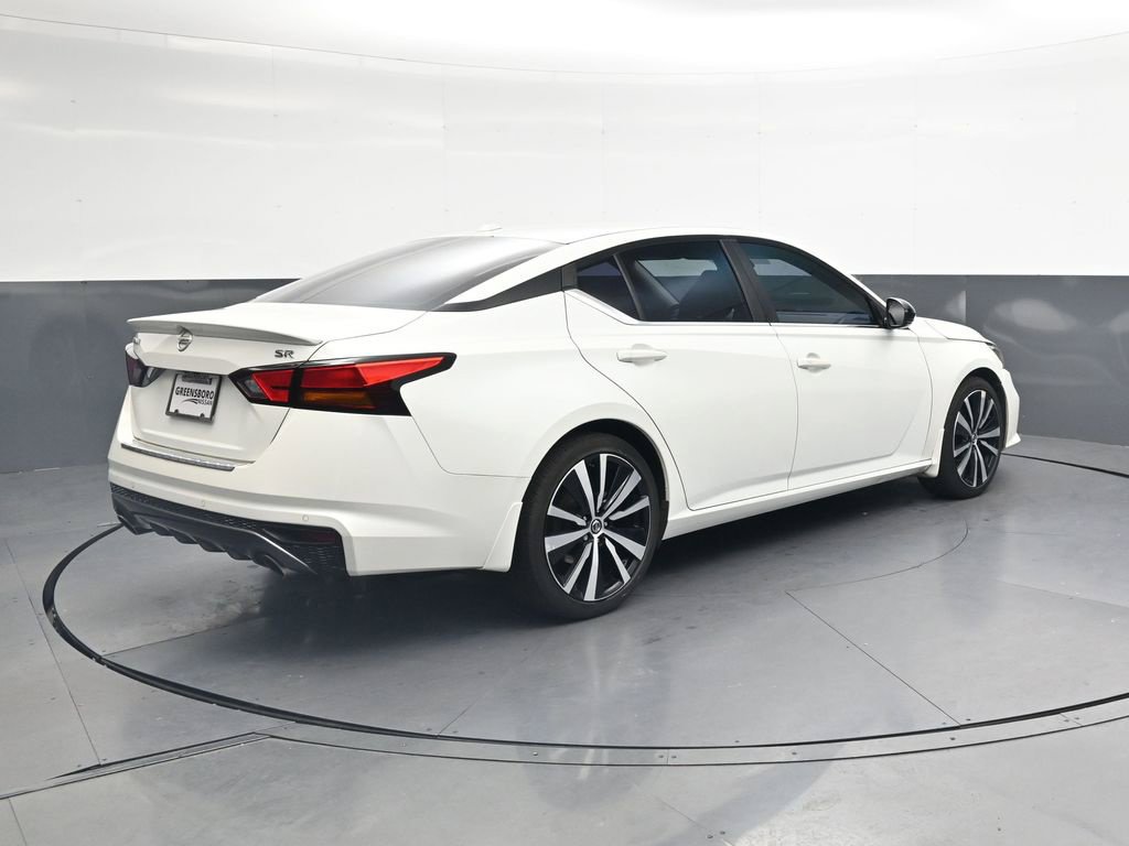 Used 2021 Nissan Altima 2.5 SR w/ SR Premium Package FWD image 5