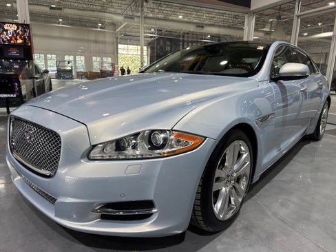 Used 2014 Jaguar XJ L Portfolio RWD image 33