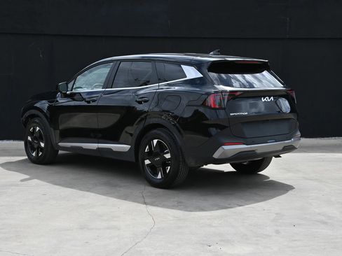 Used 2026 Kia Sportage LX image 3