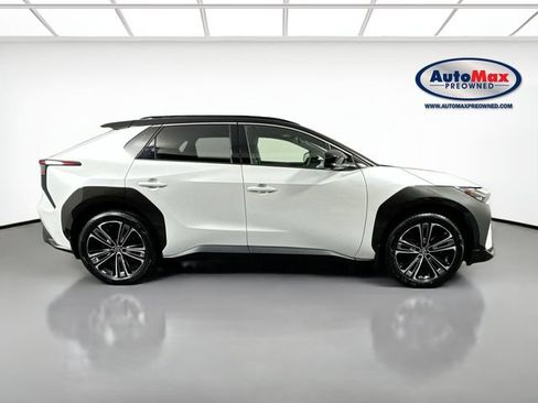 Used 2023 Toyota bZ4X AWD w/ Weather Package image 10