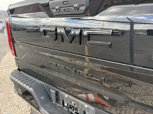 Used 2023 GMC Sierra 1500 Denali Ultimate AWD/4WD image 8