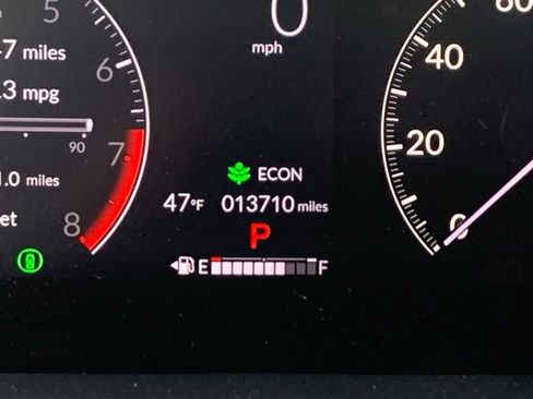 Used 2024 Honda HR-V LX image 8