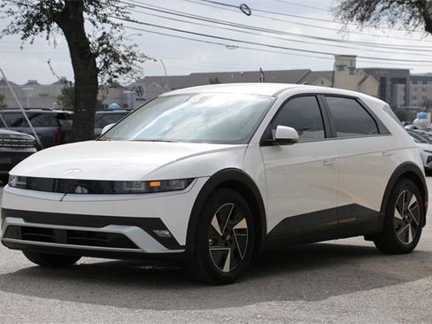 New 2026 Hyundai Ioniq 5 SEL image 7