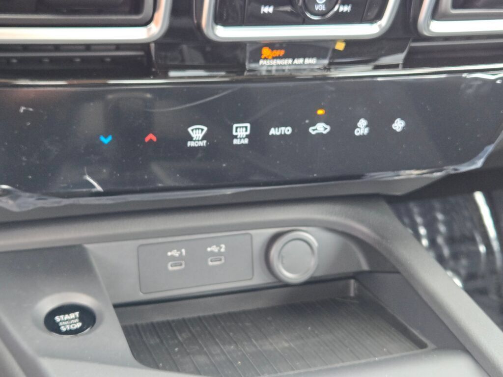 Used 2026 Nissan Sentra SV w/ Floor Mat Package FWD image 23