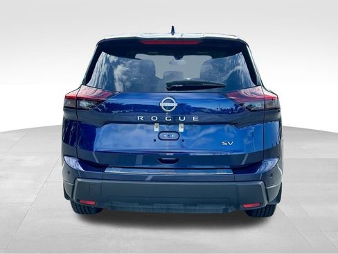 Used 2024 Nissan Rogue SV FWD image 7