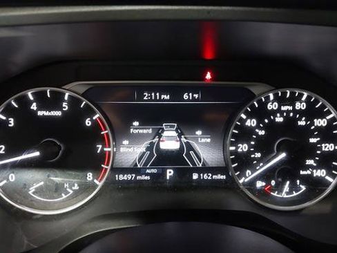 Used 2024 Nissan Rogue S AWD/4WD image 22