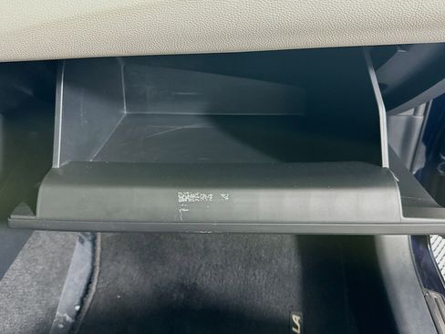 Used 2024 Toyota Corolla LE image 31