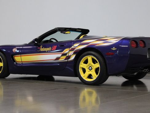 Used 1998 Chevrolet Corvette Convertible w/ Memory Pkg RWD image 26