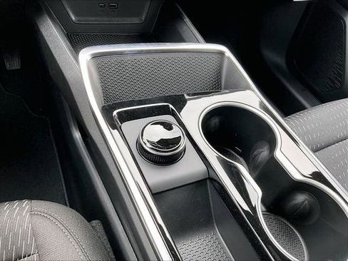 New 2026 Chevrolet Equinox LT w/ Midnight Edition AWD/4WD image 24