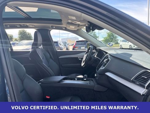 Certified 2025 Volvo XC90 B5 Core AWD/4WD image 9