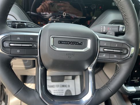 New 2026 GMC Yukon XL Denali AWD/4WD image 9