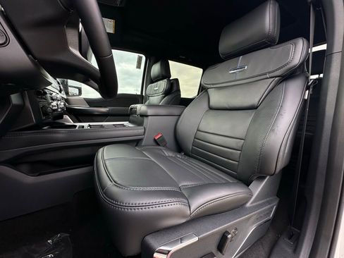 New 2026 Ford F250 Platinum w/ Tremor Off-Road Package image 27