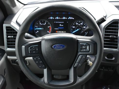 Used 2017 Ford F250 XLT AWD/4WD image 13